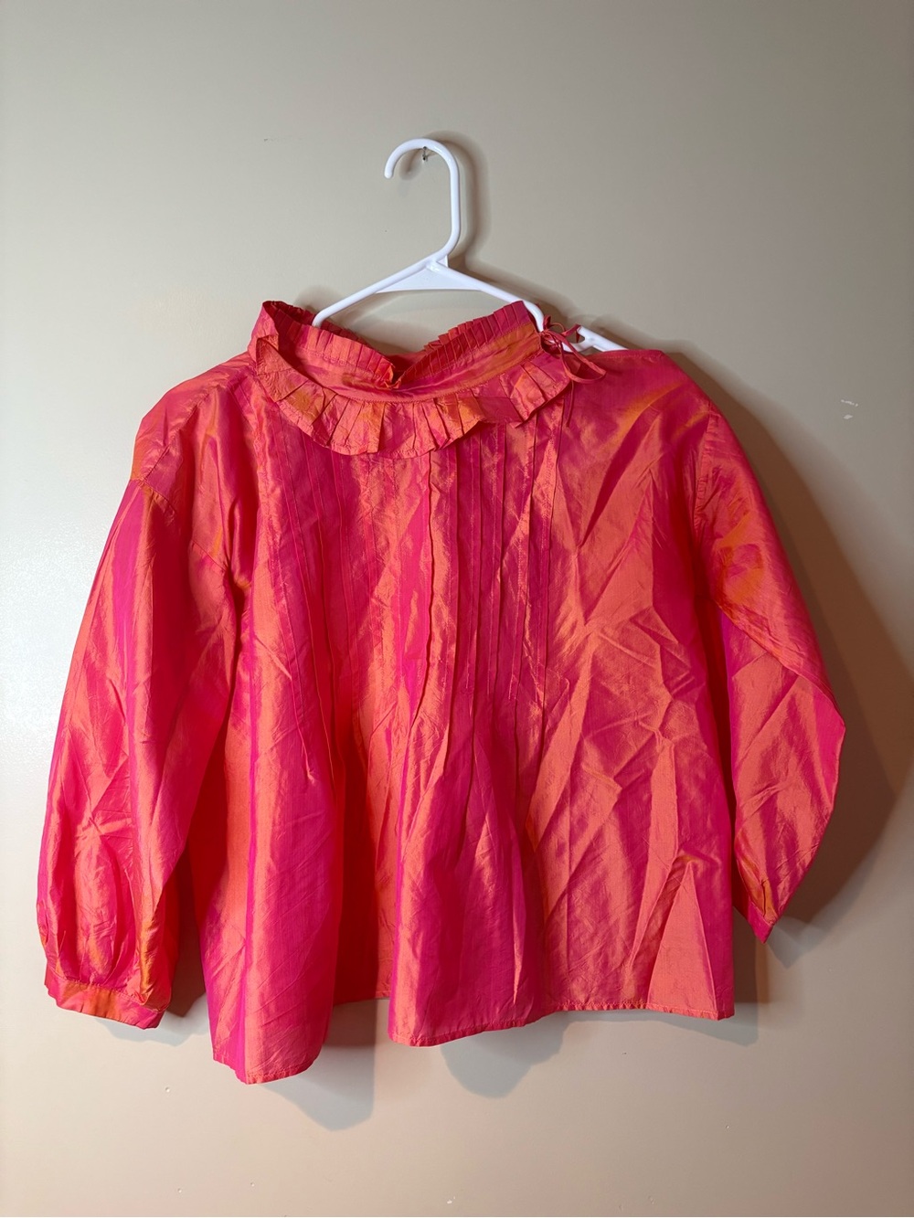 Dosa Christina Kim Coral Iridescent 100% Silk Blouse NWOT